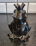 Figur, frø m/ krone, sort