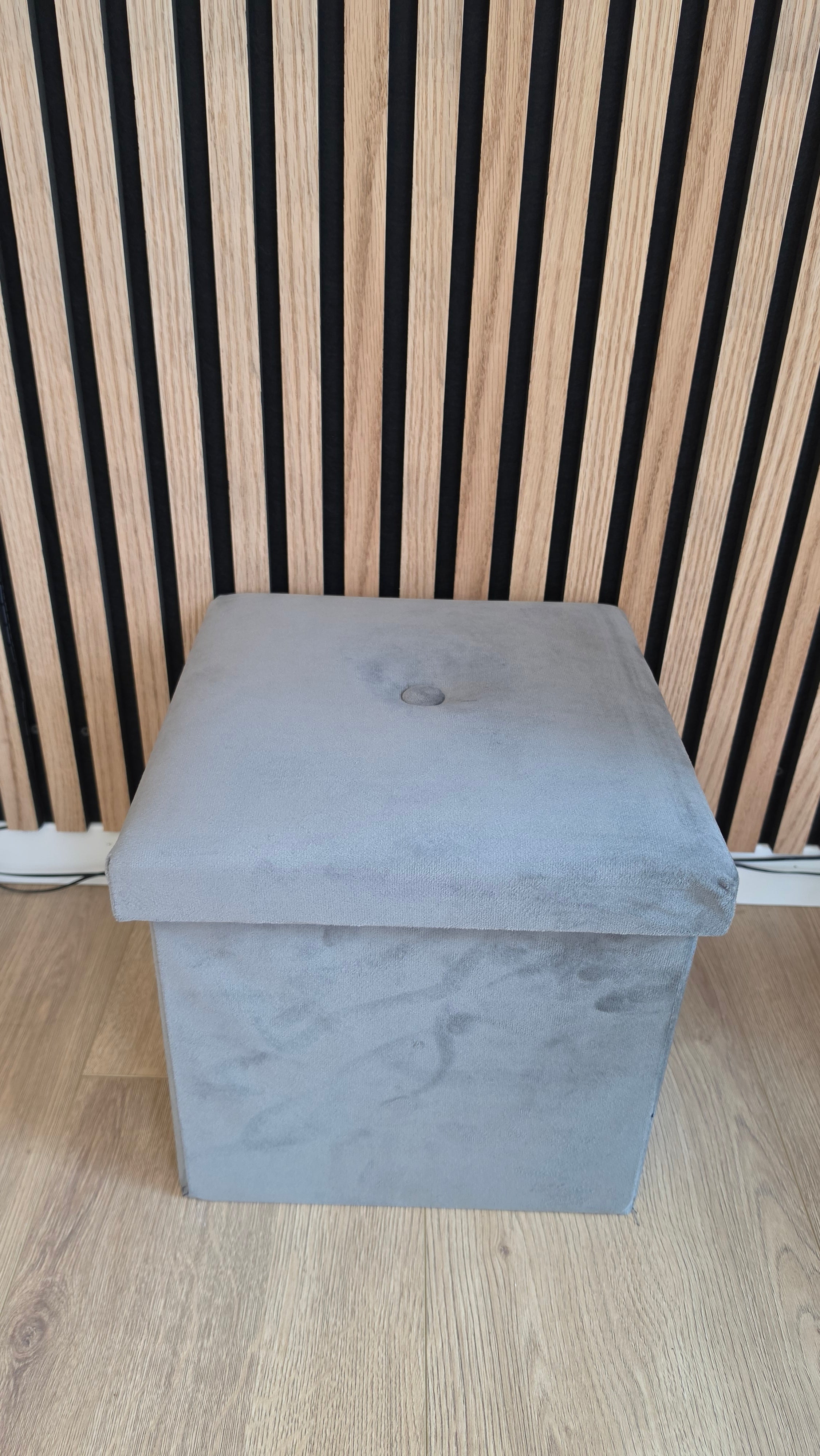 Puf m/låg, sammenklappelig, grå