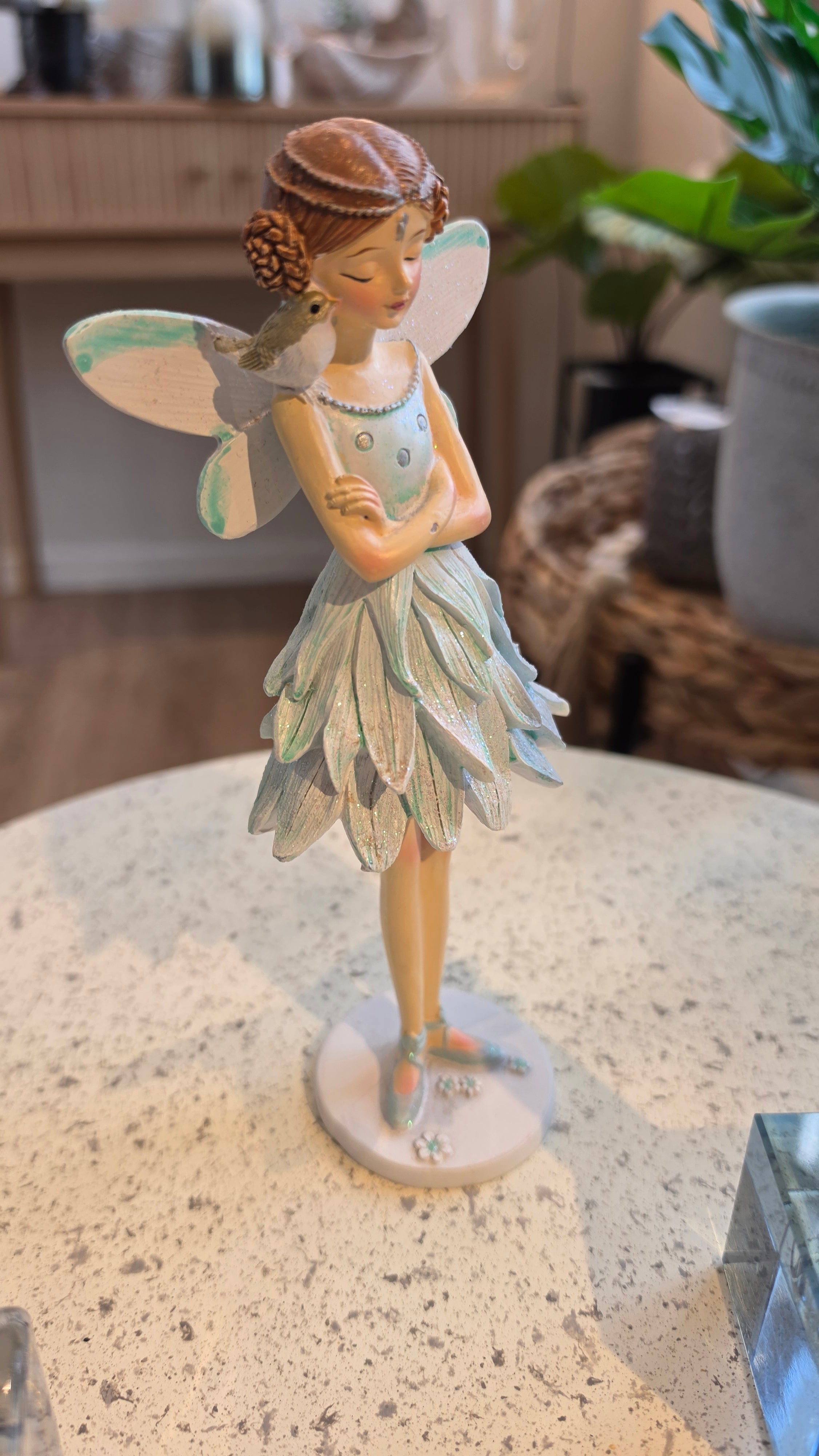 Fe, figur, m/fugl. Grønlig