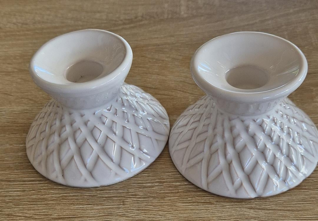 Lysestage rund, lav m/mønster, beige